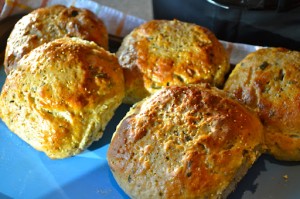 HEARTY WHOLE GRAIN BASIL BREAD