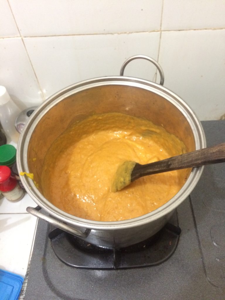 Cooking the pumpkin mixture